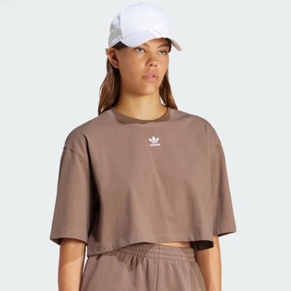 Adidas Originals Women's Brown Essentials Short Sleeve Cropped T-Shirt Small - Picture 1 of 4